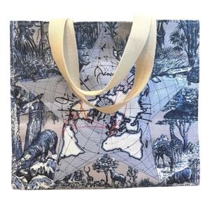 Dior Beauty Toile de Jouy Blue White Paper Straw Tote Bag Map Animal Print